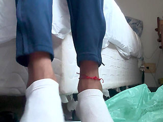 00 sweaty feet, wet socks
