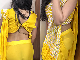 Devar Ke Gussa Hone per Bhabhi Ne Apni Gili Chut De Kar Manaya