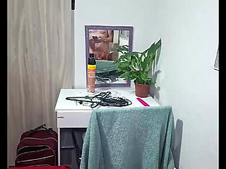 Neighbor Pays Man Who Did Maintenance at Her House with Sex and Lets Him Film Everything