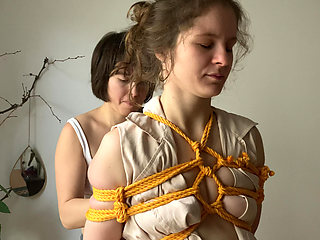 Lesbian Shibari Pussy Play