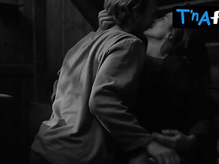 Bryndis Petra Bragadottir Bra-stuffers Gig in The Juniper Tree