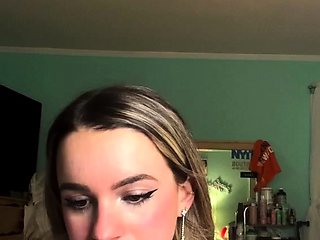 Big Tits Kaitlyn Krems Nude OF Exposed