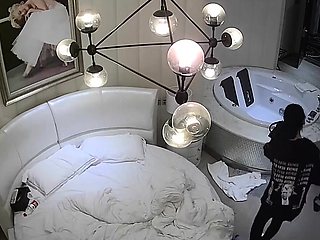 Hot amateur hidden cam