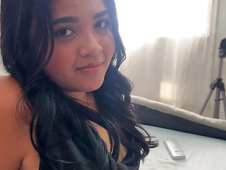 Stepbrother Cheers Up Heartbroken Stepsister With Hardcore Fuck - Yohamedi