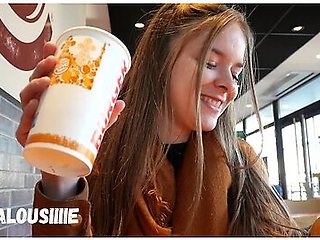 48h With Me! The Burger King Hostess Tries To Bribe Me! Ass - Ep8 - Vlog