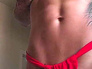 Sun-tanned Muscle Temptation