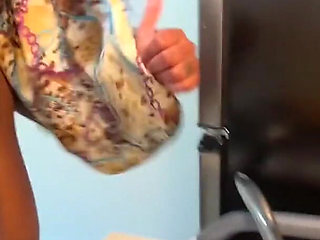 Ebony Big Booty Twerked Naked at the Kitchen While Cooking