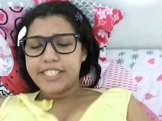 18 year old brunette big saggy tits from New York United States fucking her stepbrother's big dick toto qui