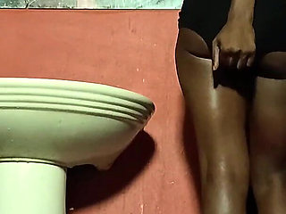 Omg Been Wanting to Rub One Out for so Long!! Finger Fucked My Pussy Till I Squirted N Came Everywhere!!