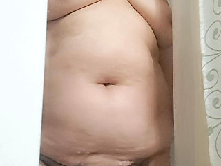 Mom Taking a Bath to Cool Down Her Hot Pussy