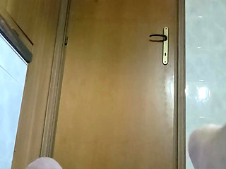 Super Slow Motion Peeing