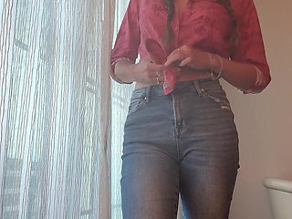 Sexy Cowgirl Gives You a JOI