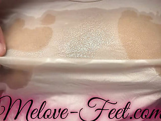 Melove Really Sexy Boobs in Oil showing long nipples