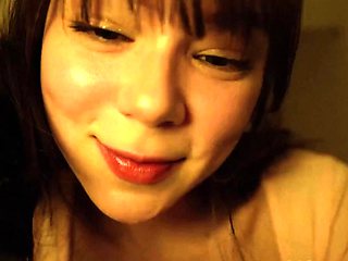 Young amateur teen in solo masturbation playing with herself