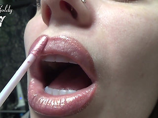 Lip gloss fetish & worship