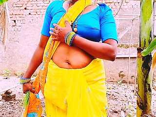 Villege Outdoor. Beautiful Saree Village Maid Fucking with Land Owner. Telugu Dirty Talks.