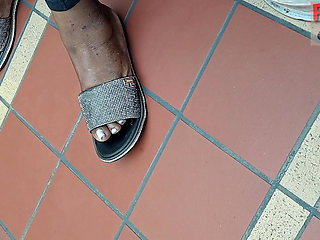 Working Lady Ebony with BBW Feet with Pink Toes