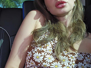 I Was Driving to Work in a Taxi and Decided to Masturbate My Pussy. (p1)