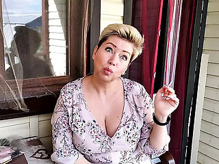 Insatiable Russian MILF AimeeParadise: Daytime Housewife Turns Into Depraved Night Slut - Blowjob & Sex
