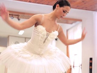 Ballerina girl gets her wet pussy destroyed for real
