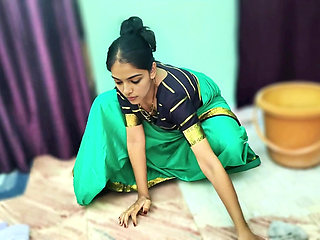 The Indian maid Fucked in Saree,Full Hindi Sex Video