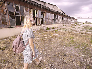 Risky Public Bang: Girl Sucks Off Stranger in Abandoned Spot, Swallows Load Like a Pro!