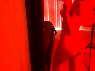 Amateur redhead shaves and masturbates