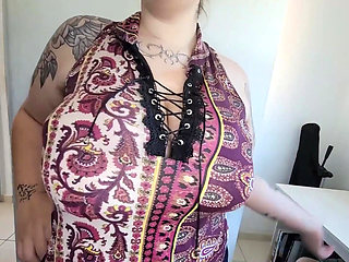 Huge Tits Caught You Looking at the Grocery Store