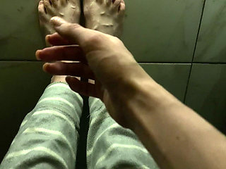 So Swollen Veins on the Feet