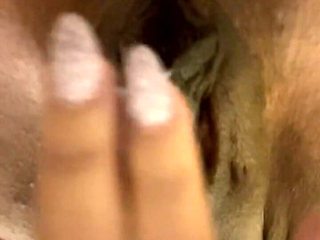 Ahhhh, She’s so Wet. Watch Me Make It Wetter. Dm for a Private Show.