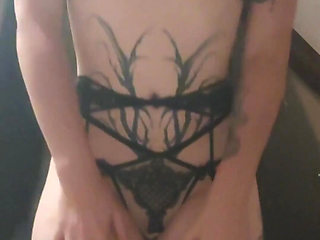 801640735278379008.mp4