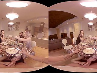 Hannah Shaw: Blowjob, Doggy  Bongacams VR Porn