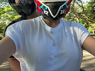 Picking up My Favorite Didi Client Without a Bra, I Convince Him to Fuck!