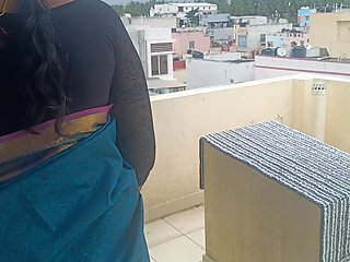 Neighbour married women showing structure in stairs