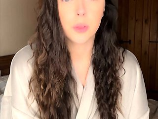 Brunette Solo Webcam Masturbation