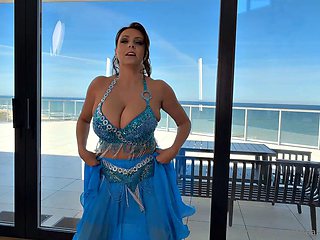Brunette Ewa Sonnet Teases Big Tits