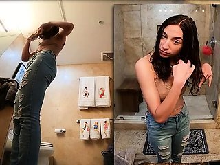 Amateur Blonde Teen Plays Solo with Toy Webcam Porn