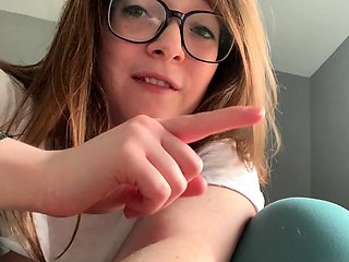 Katie amateur brunette girl toying pussy with a vibrator