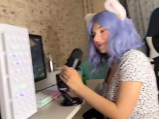 Молоденькая С Синими Волосами Устроила Мне Asmr И Дала В Попку