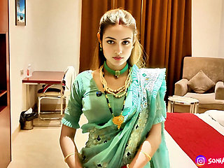 desi indian housewie ne bulaya ghar pe apne frnd ko aur jamke chudwaya full hindi audio.