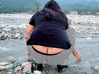 Outdoor Naked Dare and Hard Fucked in Hotel, Cummed in Her Hair