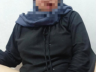 Beautiful Stepsister Wearing a Hijab