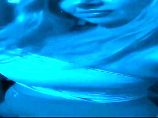 743203544831635456. mp4