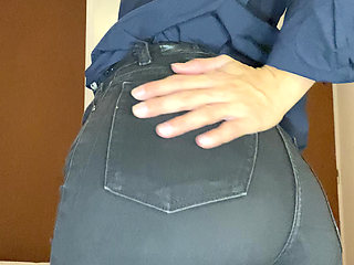 The Slutty Secretary Infallibly Relieves Her Boss's Stress