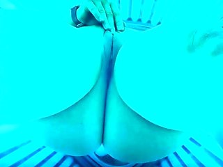 Supercakes - Tanning Room Pussy Rub