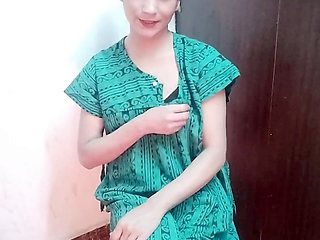 Bhabhi gets naughty after going out to get some supplies