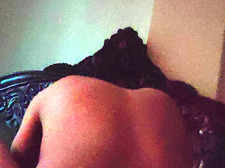 Doggy style sex of Raisa Ex Esita in Bangladeshi sex video