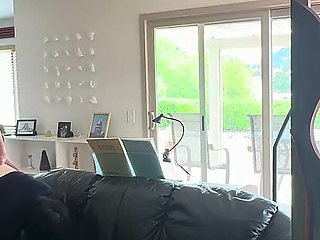 Chinese Stud Yummy Jimmy Fucks Stripper Slutty Kitty in the Living Room