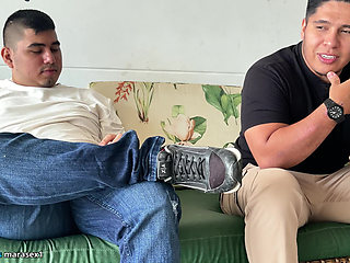 BIG ASS PSYCHOLOGIST ATTENDS SHY BIG COCK PATIENT