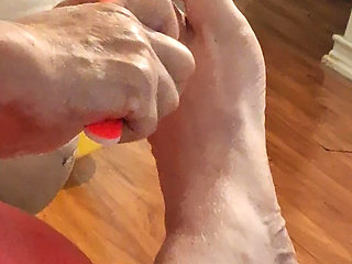 Big Beauty Nurse Vicki Cuts Boyfriends Toe Nails He Has Stinky Dirty Feet